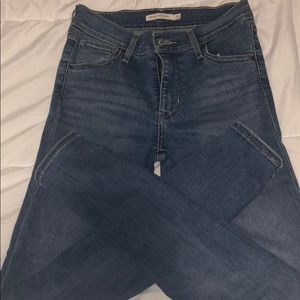 New Levi’s skinny jeans